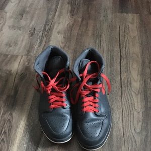Air Jordan Mid